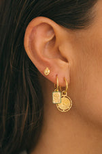 Afbeelding in Gallery-weergave laden, Halo Coin Earring WTHP141YBGP0 Gold Plated
