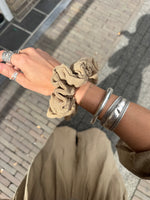 Afbeelding in Gallery-weergave laden, Scrunchie Amed + colours
