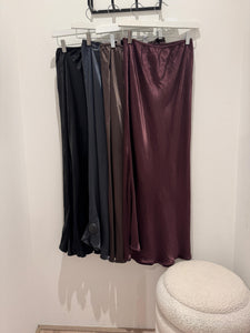 Skirt C207 +colours