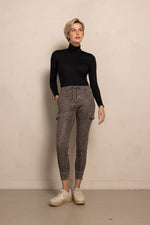 Afbeelding in Gallery-weergave laden, ZHDaisey N176-N937 Brown
