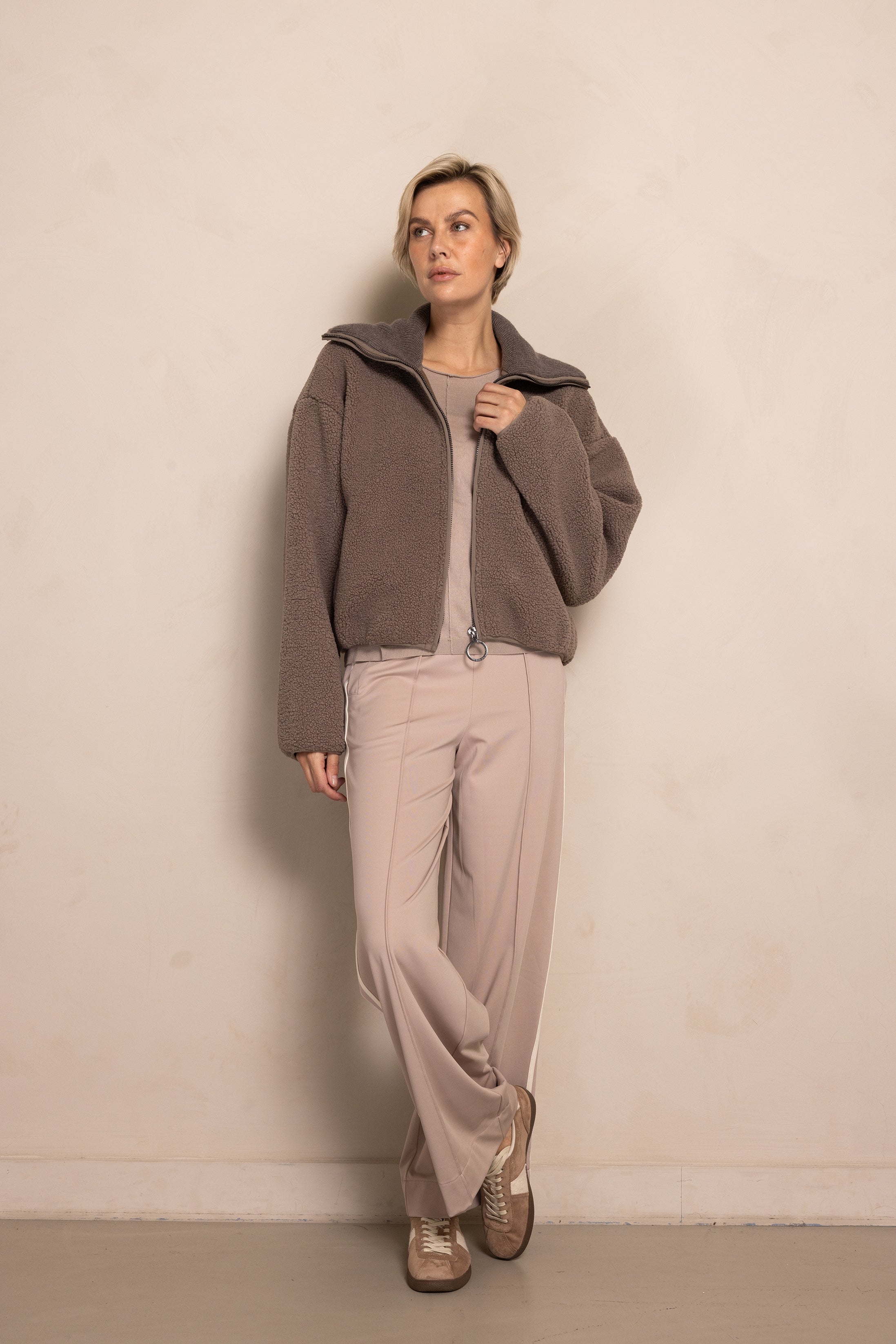 ZHZira ZJ241 Taupe
