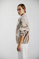 Afbeelding in Gallery-weergave laden, WBLGilian Vegan Jacket 1403 Light Mineral Grey
