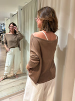 Afbeelding in Gallery-weergave laden, Sweater 2647 Brown
