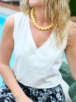 Afbeelding in Gallery-weergave laden, BCMay V-Neck Top 41188 Off White
