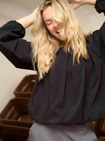 Lade das Bild in den Galerie-Viewer, BCDavina Balloon Blouse 41329 Black
