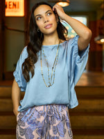 Afbeelding in Gallery-weergave laden, BCMabel Blouse 40996 Dust Blu
