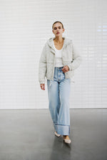 Afbeelding in Gallery-weergave laden, WBLAstrid Quited Jacket 00066 Birch
