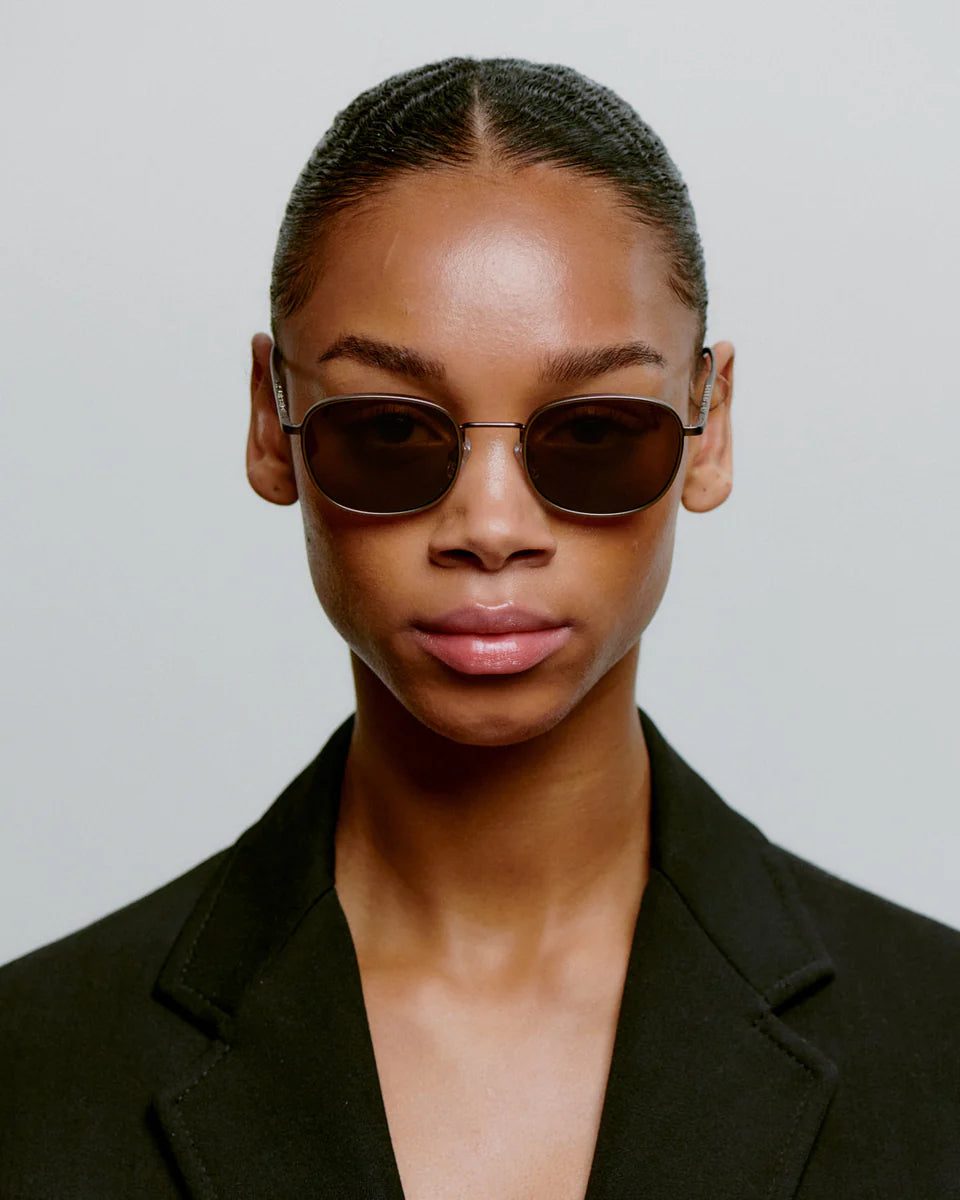 Sunnies Hello KL2505 Matte Brown