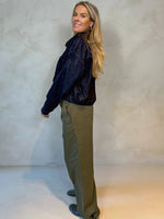 Afbeelding in Gallery-weergave laden, Cargo Pants Cleo Dark Green
