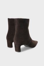 Afbeelding in Gallery-weergave laden, CPH296 Calf Suede 64035119 Chocolate
