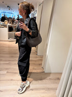 Afbeelding in Gallery-weergave laden, Trousers P3RKEJE000 Nero
