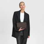 Afbeelding in Gallery-weergave laden, Clutch 16690 161 Dark Brown
