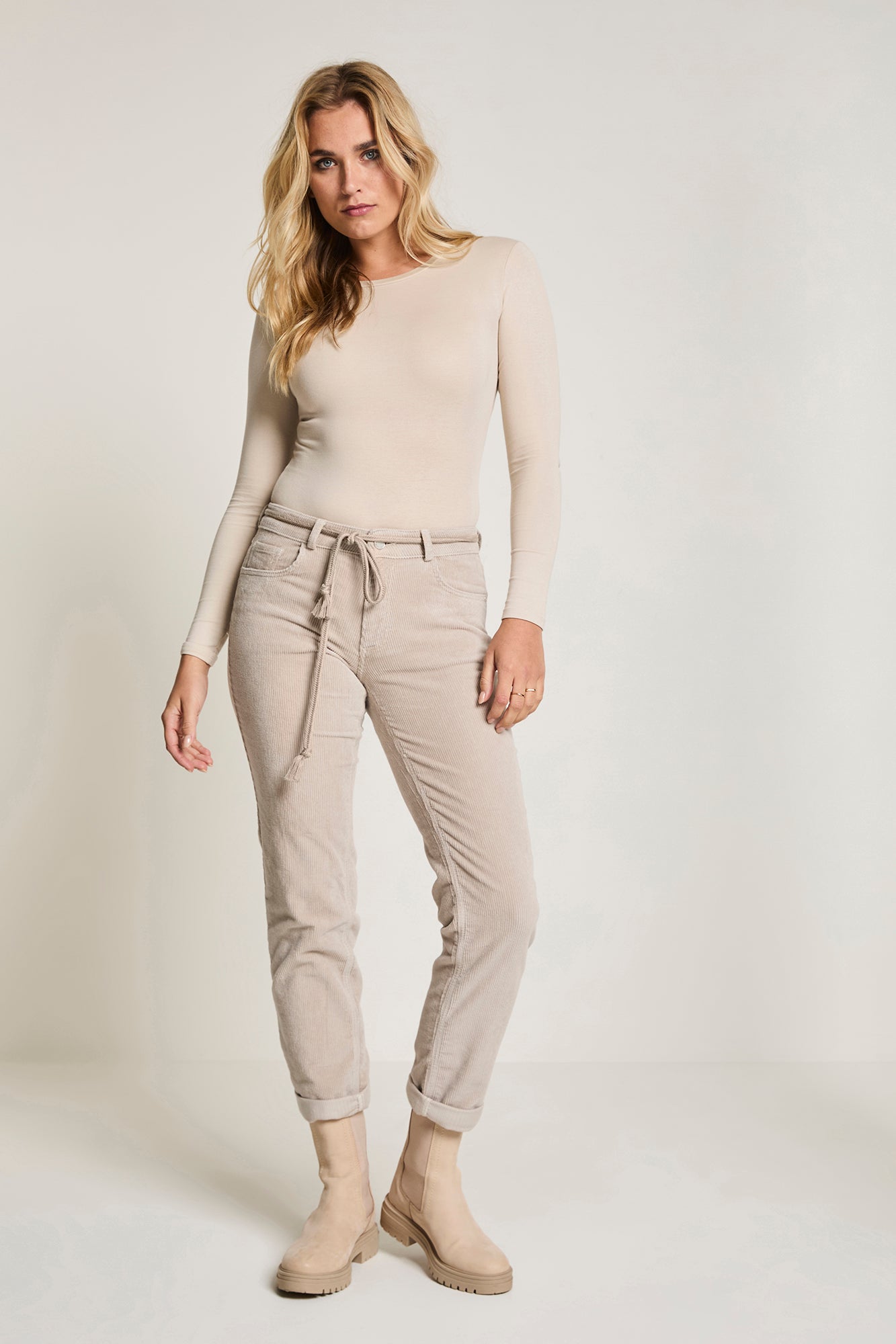Bobby FW251.104091 Ivory Grey