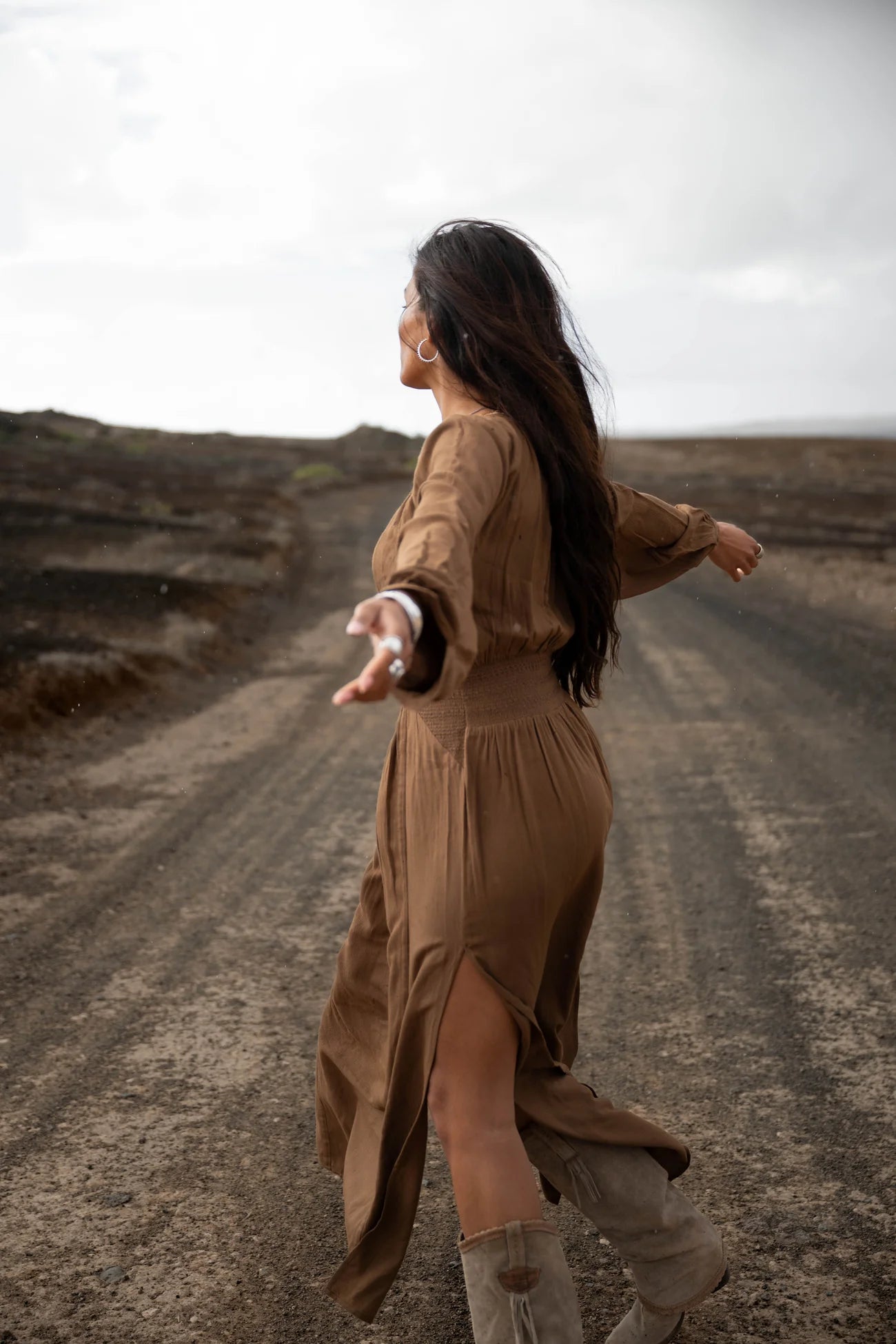 Lotta Maxi Dress  MRA22594 Brown