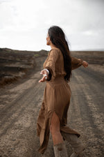 Afbeelding in Gallery-weergave laden, Lotta Maxi Dress  MRA22594 Brown
