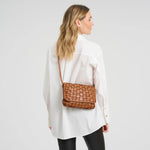 Afbeelding in Gallery-weergave laden, Warsaw Cross Over 16938 005 Vintage Cognac
