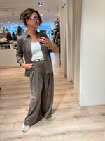 Afbeelding in Gallery-weergave laden, ZHTatjana N182 Brown
