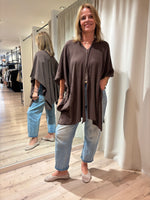 Afbeelding in Gallery-weergave laden, Poncho 285 Brown
