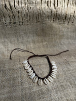 Afbeelding in Gallery-weergave laden, Cowrie Anklet Nayaka
