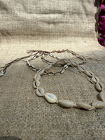 Afbeelding in Gallery-weergave laden, Cowrie Necklace Samadi
