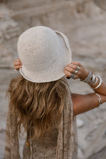 Afbeelding in Gallery-weergave laden, Hand-Knit Hat HIMALAYA
