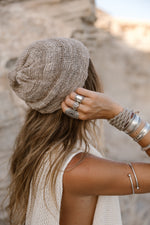 Afbeelding in Gallery-weergave laden, Beanie Aura
