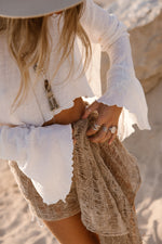Afbeelding in Gallery-weergave laden, Top LO FLOW Natural / Off white
