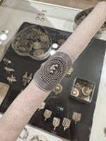 Afbeelding in Gallery-weergave laden, Ring SURYA
