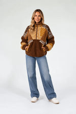Lade das Bild in den Galerie-Viewer, Sweater Teddy Cognac

