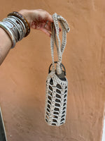 Afbeelding in Gallery-weergave laden, Hand-Knit Water Bag JUNA

