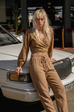 Afbeelding in Gallery-weergave laden, Helena Linen Wrap Top MRA12612CA Camel
