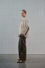 Load image into Gallery view,WBLMadison Batsleeve Shirt 1833 Japanese Pearl
