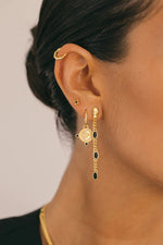 Afbeelding in Gallery-weergave laden, Timeless Black Stud Earring WTPS023YBGP0 Gold Plated
