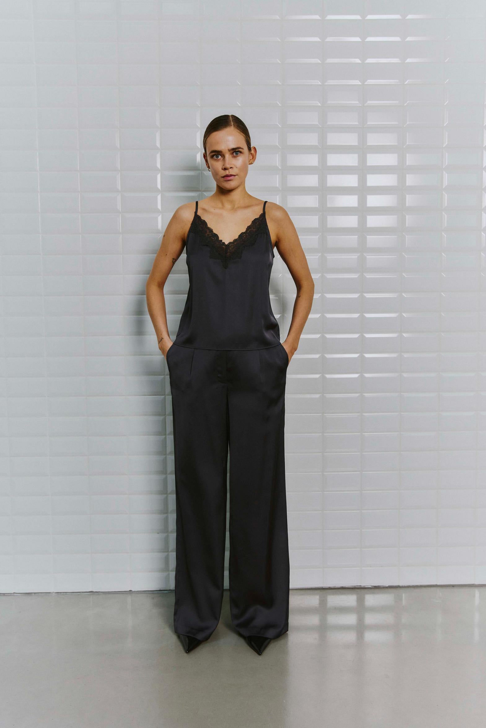 WBLDagmar Sateen Pant 1511 Dark Grey