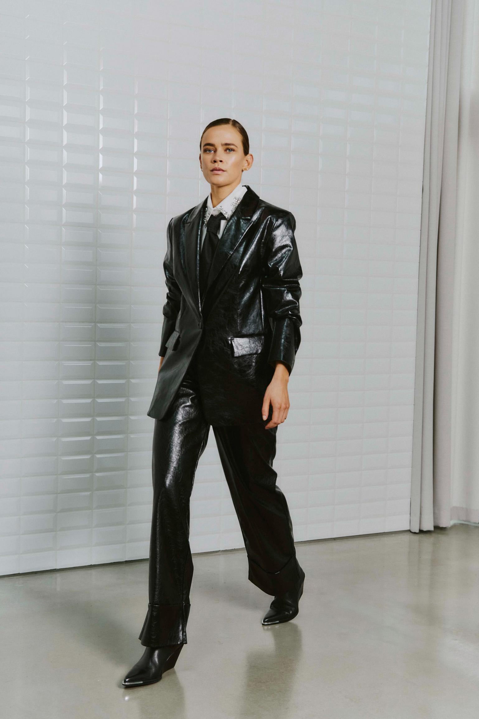 WBLLucca Vegan Blazer 1530 Black