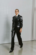 Afbeelding in Gallery-weergave laden, WBLLucca Vegan Blazer 1530 Black
