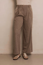 Afbeelding in Gallery-weergave laden, ZHGreta  N060 Sand

