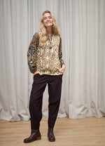 Afbeelding in Gallery-weergave laden, BCLuna Blouse 39227 Lily Blue
