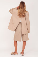 Afbeelding in Gallery-weergave laden, Blazer Split 24086-25 Beige
