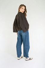Afbeelding in Gallery-weergave laden, Blouse Varissa Dark Brown
