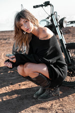 Afbeelding in Gallery-weergave laden, Lola Off Shoulder Sweater 22578
