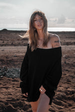 Afbeelding in Gallery-weergave laden, Lola Off Shoulder Sweater 22578
