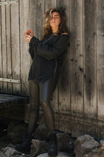 Afbeelding in Gallery-weergave laden, Amy Rebel Sweater 1145 Black

