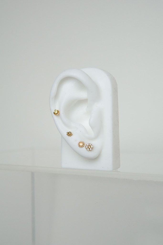 Classic Bar Earring WT053G Gold Plated