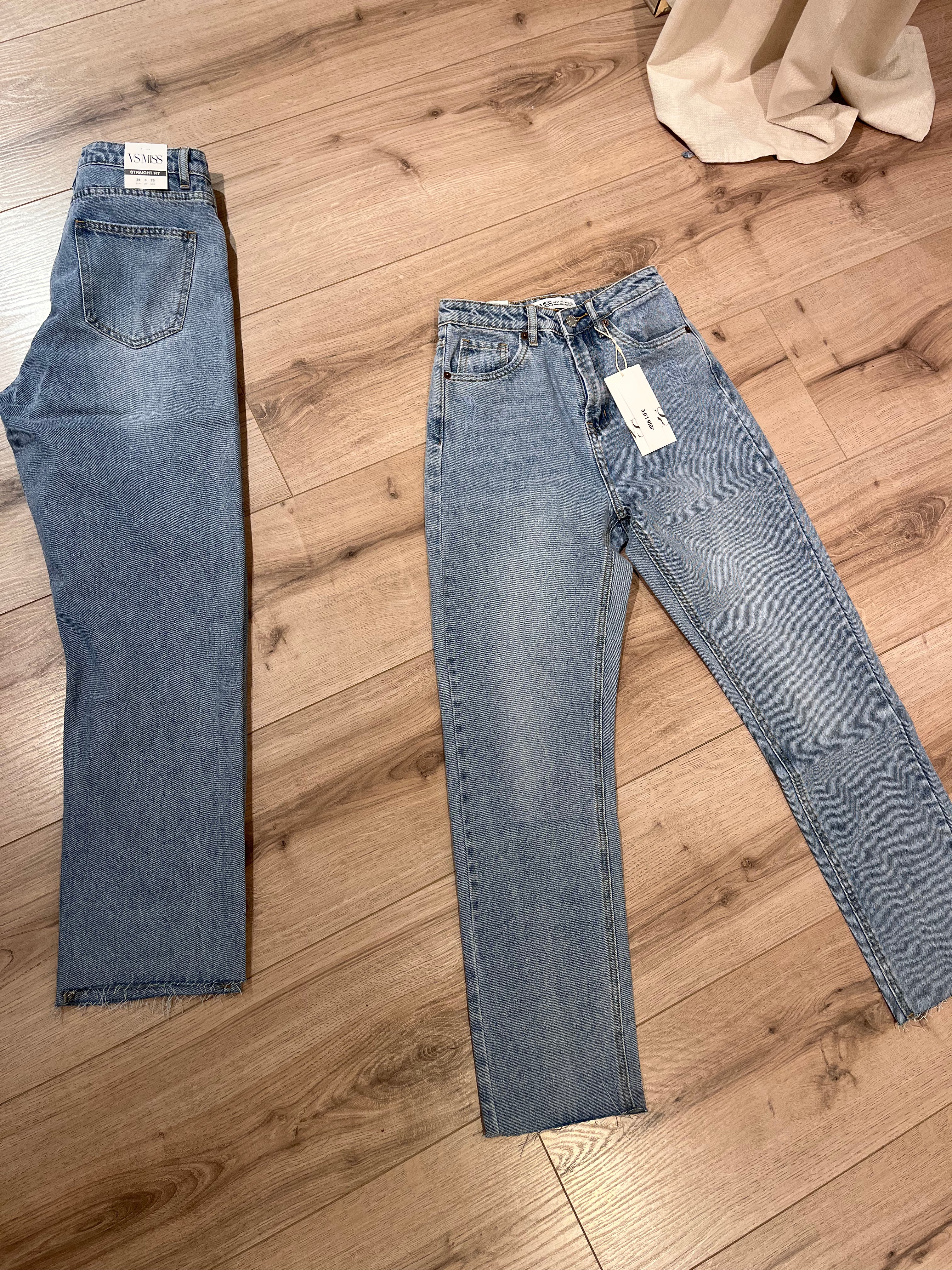 VS Miss Straight Jeans 7840