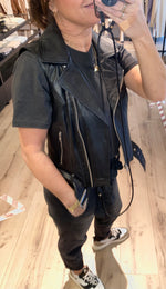 Afbeelding in Gallery-weergave laden, Gilet 1494TM Black
